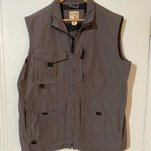 Fishing vest